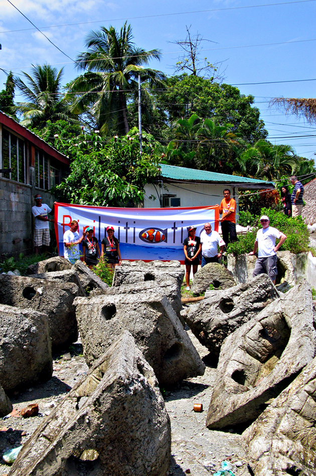 450 kg Reefbuds curing in the sun, Sabang Beach, Mindoro, 2013