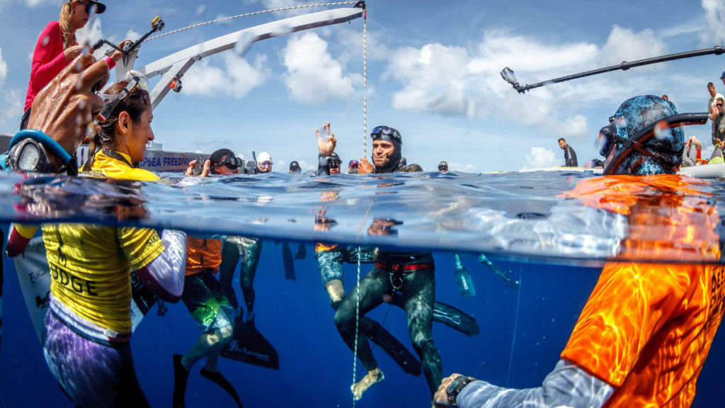 guiness-world-record-free-diving