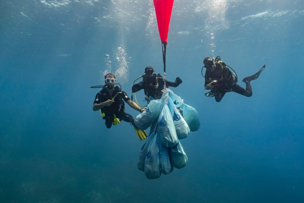 Deep Blue Dive Center Clean Up